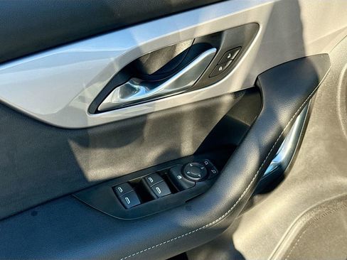 Used 2023 Chevrolet Blazer LT image 17