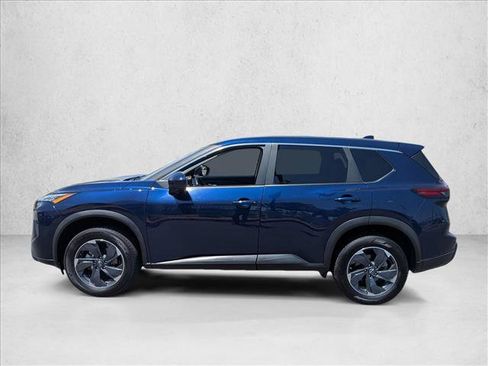 Used 2025 Nissan Rogue SV FWD image 10