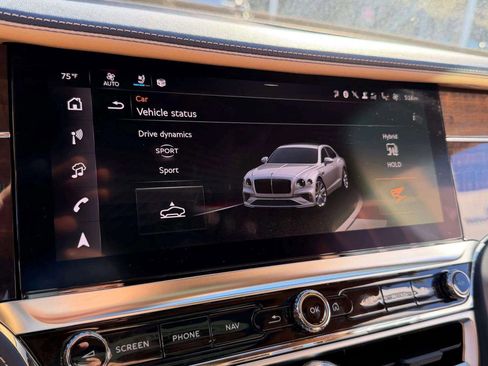 Used 2025 Bentley Flying Spur Plug-In Hybrid AWD/4WD image 52