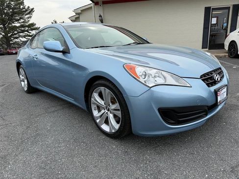 Used 2012 Hyundai Genesis 2.0T image 3