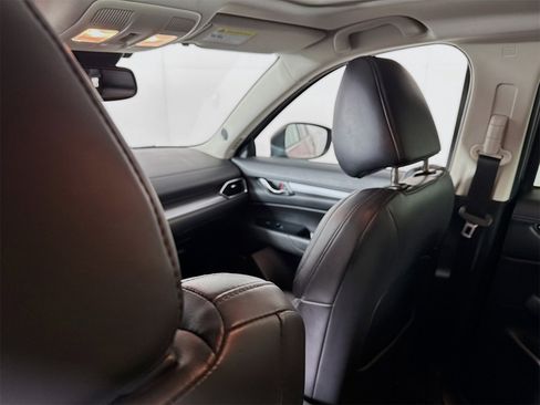 Used 2018 MAZDA CX-5 Touring w/ Preferred Equipment Package image 21