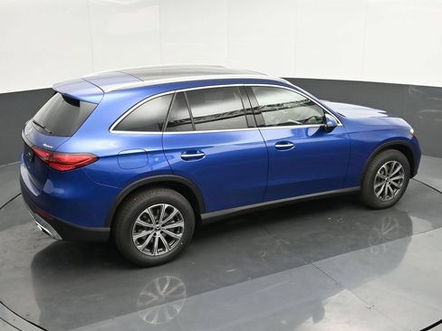 New 2025 Mercedes-Benz GLC 300 4MATIC image 31