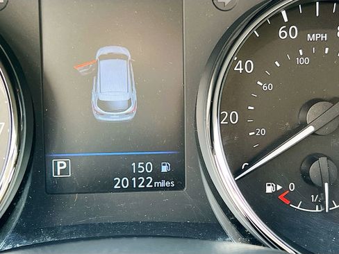 Used 2022 Nissan Rogue Sport SL image 10