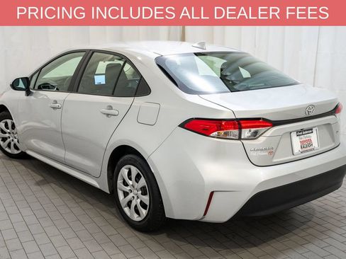 Used 2024 Toyota Corolla LE FWD image 3