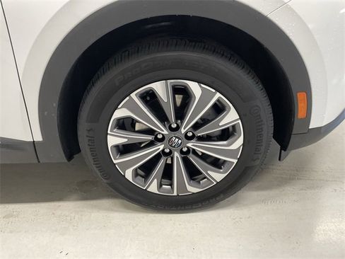 Certified 2025 Buick Envision Preferred image 14