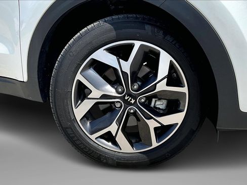 Used 2021 Kia Sportage EX w/ EX Technology Package image 9