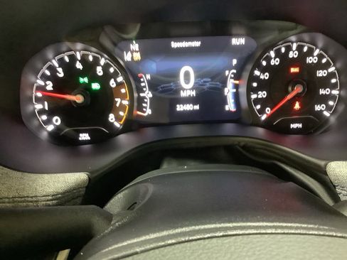 Used 2023 Jeep Compass Latitude image 33