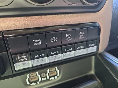 Used 2022 RAM 2500 Laramie AWD/4WD image 69