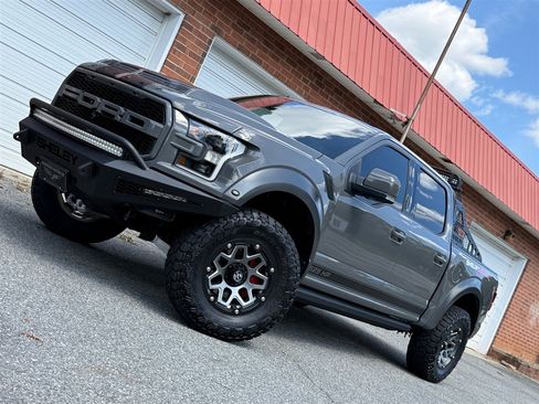 Used 2018 Ford F150 Raptor w/ Equipment Group 802A Luxury AWD/4WD image 4