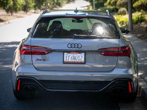Used 2023 Audi RS 6 AWD/4WD image 5