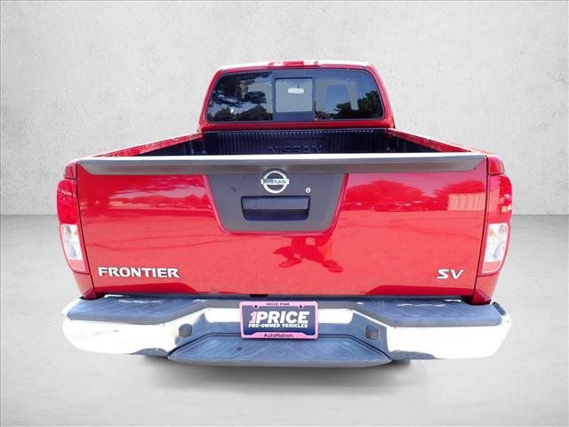 Used 2017 Nissan Frontier SV RWD image 3