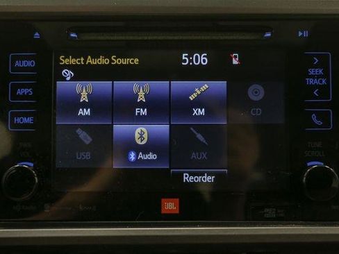 Used 2017 Toyota Tacoma Limited image 27