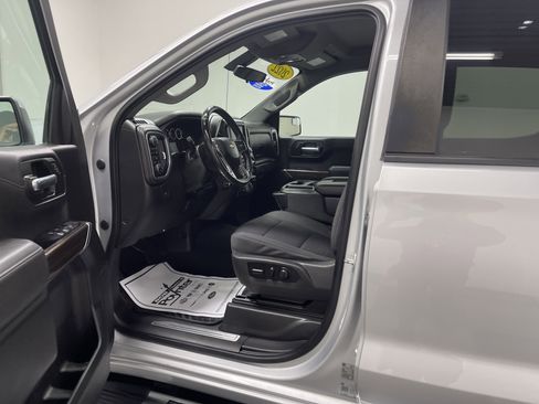 Used 2022 Chevrolet Silverado 1500 LT image 9