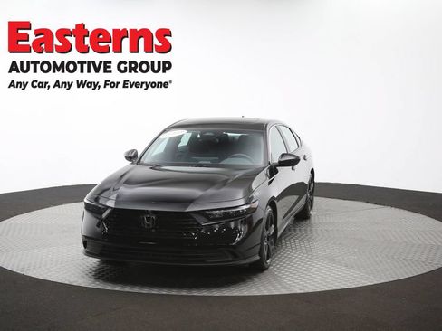 Used 2025 Honda Accord Sport image 54