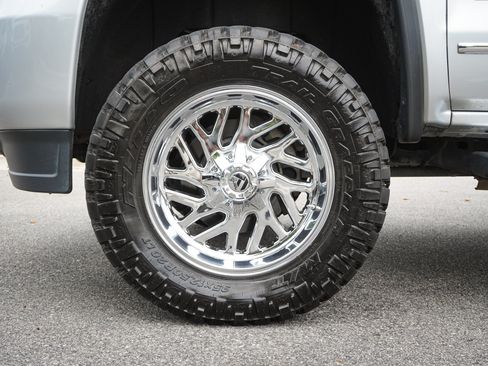 Used 2019 GMC Sierra 2500 Denali w/ Duramax Plus Package AWD/4WD image 15