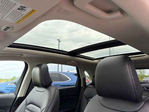 Used 2022 Ford Edge SEL w/ Convenience Package AWD/4WD image 25