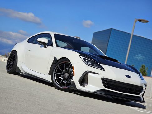 Used 2022 Subaru BRZ Limited RWD image 1