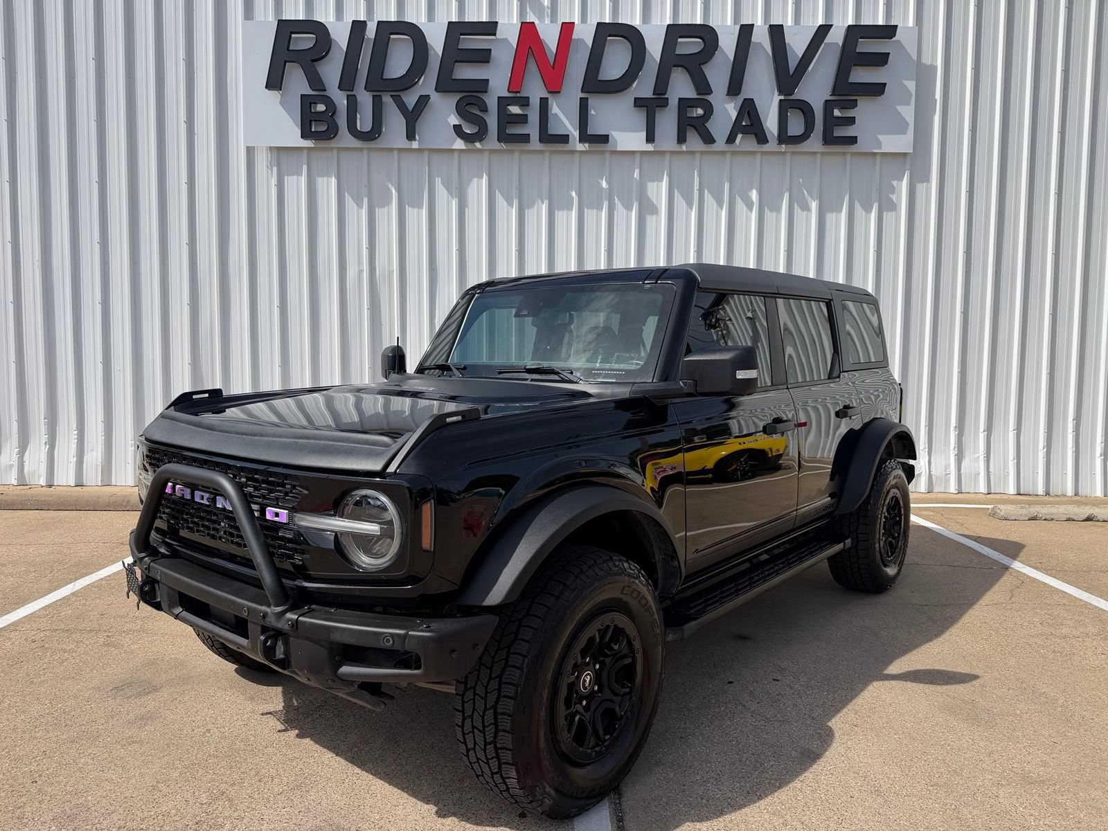 Used 2022 Ford Bronco Wildtrak AWD/4WD image 1