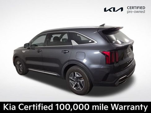 Certified 2021 Kia Sorento EX FWD image 9