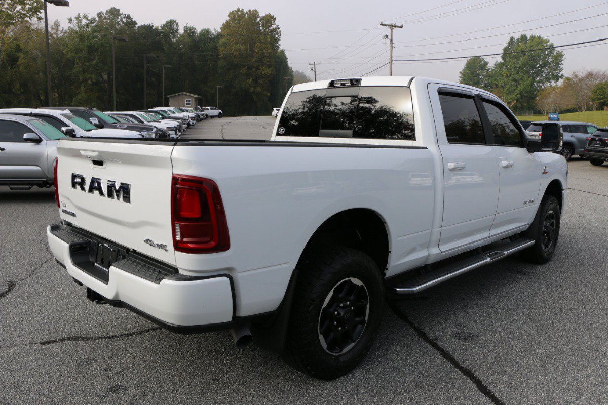 Used 2025 RAM 2500 Laramie AWD/4WD image 8