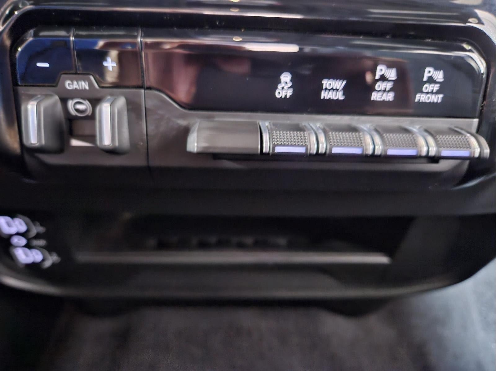 Used 2026 RAM 2500 Big Horn AWD/4WD image 17