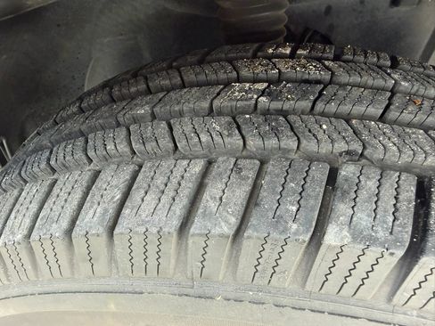 Used 2012 Mercedes-Benz Sprinter 2500 image 42