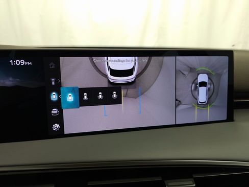 New 2026 Genesis GV70 2.5T Advanced image 23