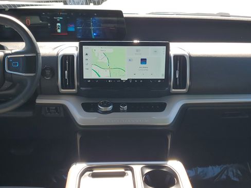 Certified 2025 Ford Expedition Max Active image 17