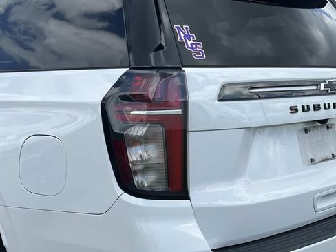 Used 2021 Chevrolet Suburban Z71 w/ Rear Media and Nav Package AWD/4WD image 10