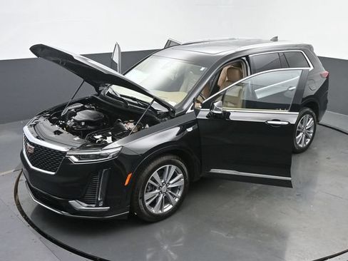 Certified 2024 Cadillac XT6 Premium Luxury w/ Platinum Package AWD/4WD image 63