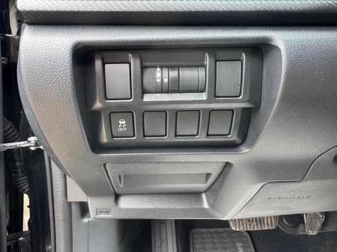 Used 2020 Subaru Impreza 2.0i image 8