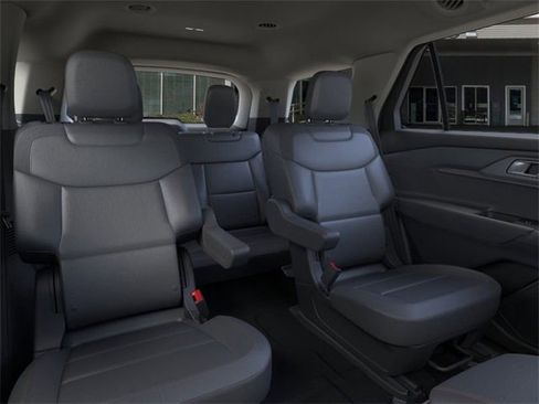 New 2026 Ford Explorer Active w/ Active Comfort Package image 11