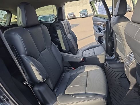 New 2025 Subaru Ascent Touring w/ Popular Package #2 image 15