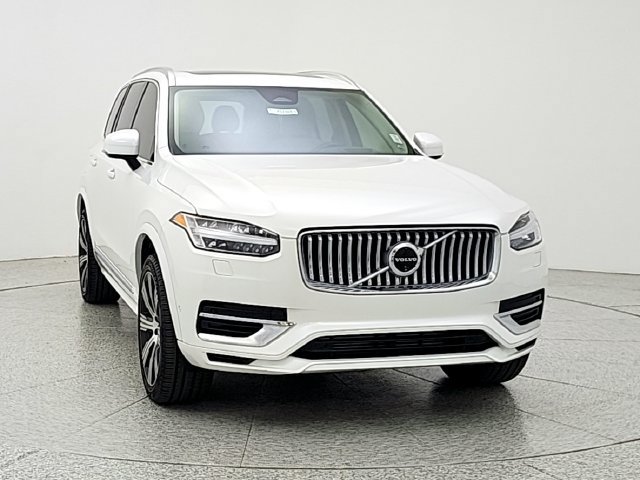Certified 2025 Volvo XC90 T8 Ultra w/ Protection Package AWD/4WD image 2