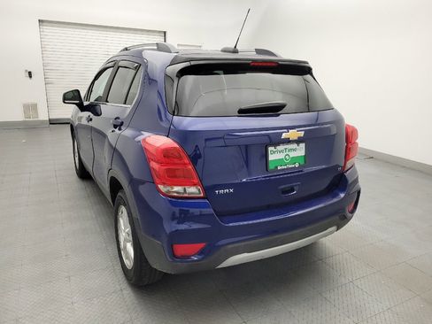 Used 2017 Chevrolet Trax LT FWD image 6