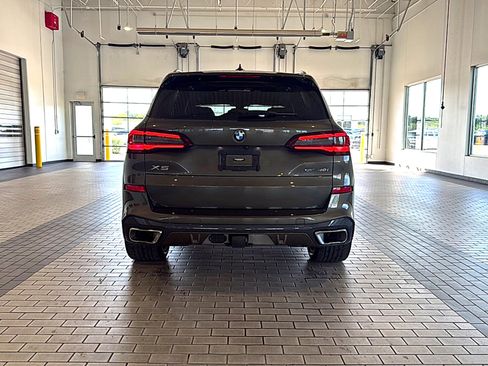 Used 2023 BMW X5 sDrive40i w/ M Sport Package RWD image 6