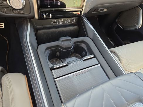 Used 2025 RAM 1500 Tungsten w/ Off Road Group AWD/4WD image 22
