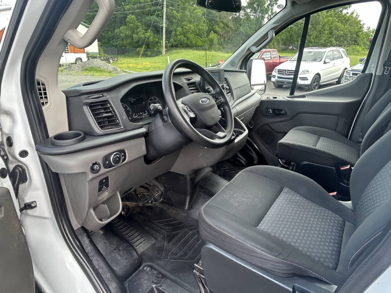 Used 2023 Ford Transit 250 Low Roof w/ Exterior Upgrade Package RWD image 8