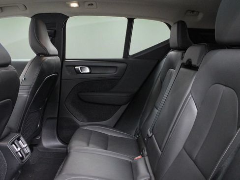 Used 2024 Volvo XC40 B5 Plus AWD/4WD image 26