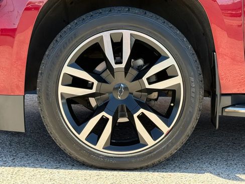 Used 2016 Chevrolet Tahoe LTZ AWD/4WD image 28