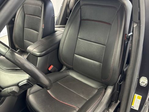 Used 2022 Chevrolet Equinox RS w/ RS Leather Package AWD/4WD image 9