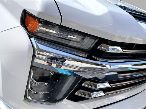 Used 2020 Chevrolet Silverado 2500 High Country w/ Z71 Off-Road Package AWD/4WD image 27