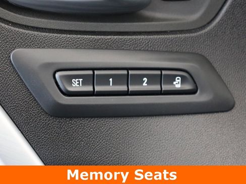 Used 2022 Chevrolet Camaro LT w/ RS Package image 10