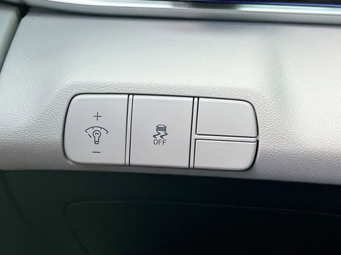 New 2026 Hyundai Elantra Limited FWD image 14