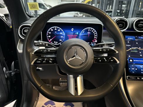 Certified 2025 Mercedes-Benz GLC 350e 4MATIC image 22
