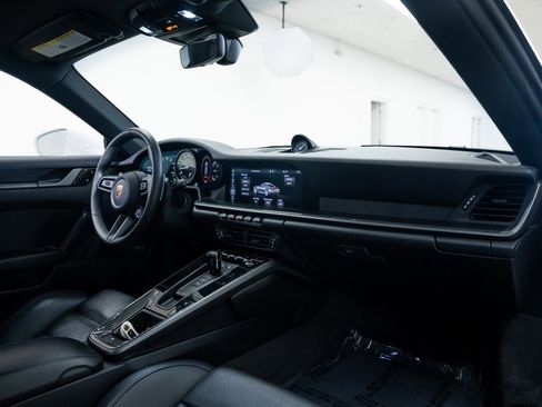 Used 2020 Porsche 911 Carrera S image 23