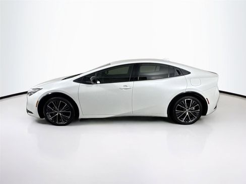 Certified 2024 Toyota Prius XLE image 14