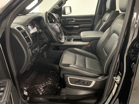 Used 2023 RAM 1500 Laramie AWD/4WD image 10