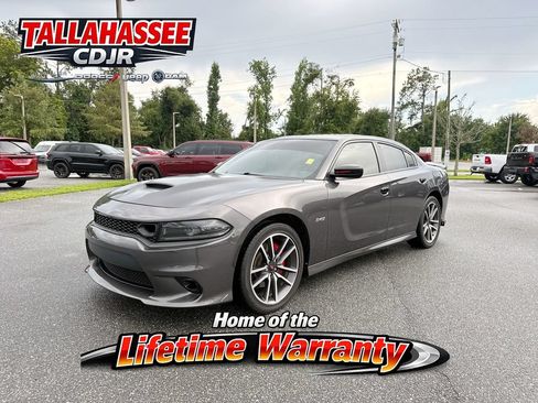 Used 2023 Dodge Charger R/T w/ Plus Group RWD image 9