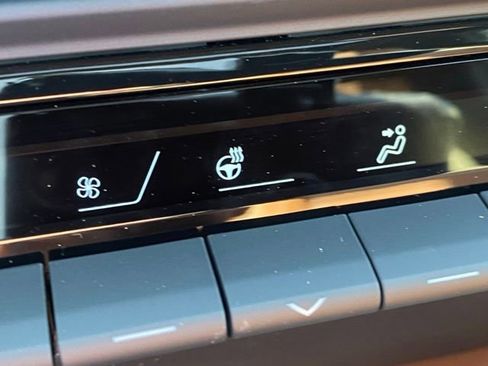 New 2026 Toyota Crown Signia AWD/4WD image 31